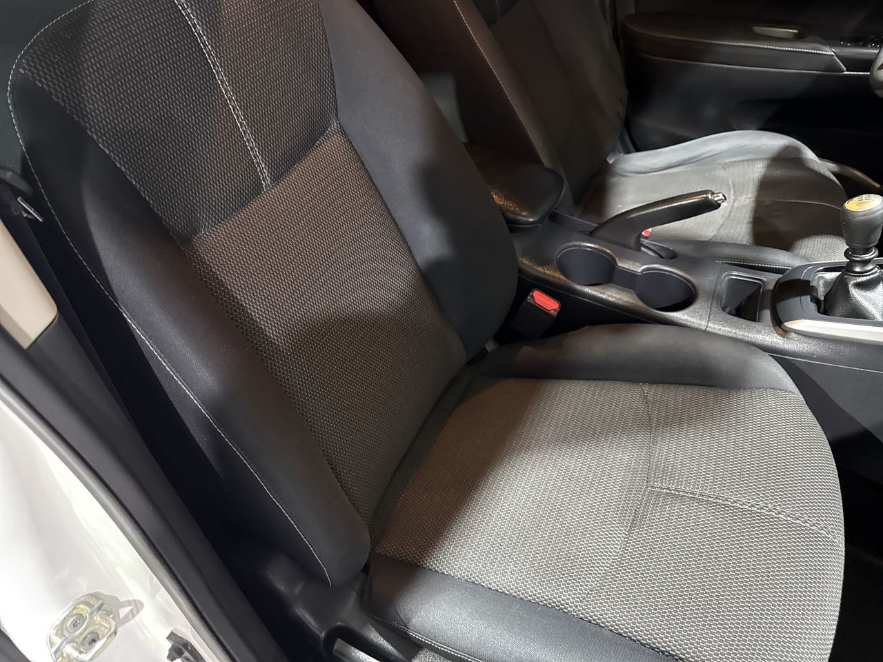 2017 Nissan SENTRA ADVANCE MT