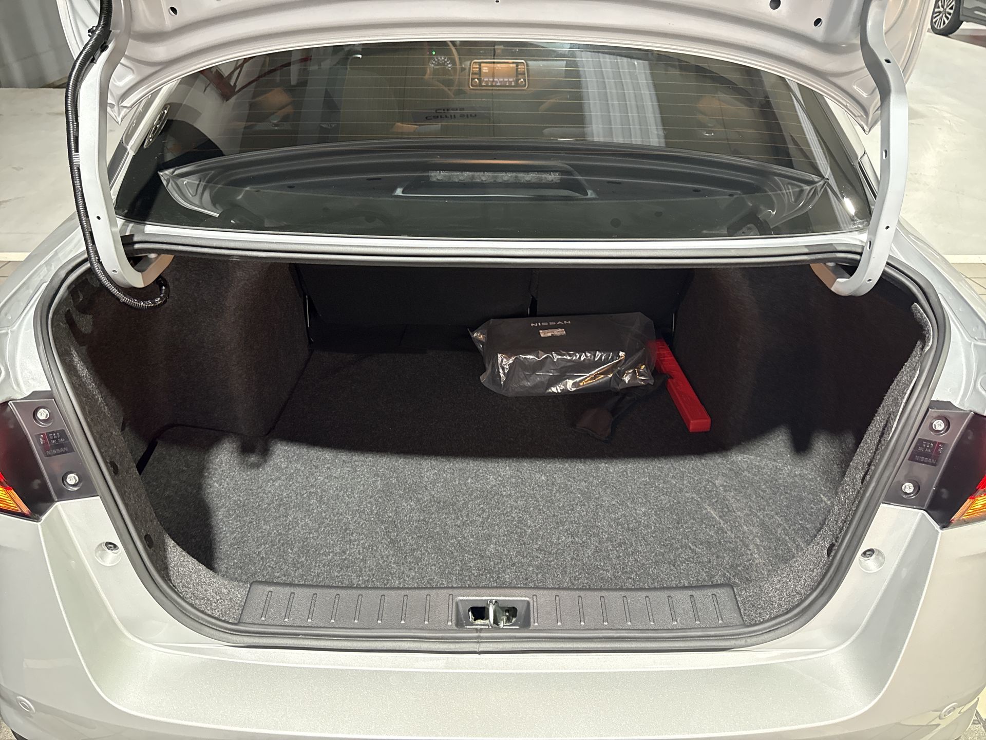 2024 Nissan VERSA ADVANCE CVT 24