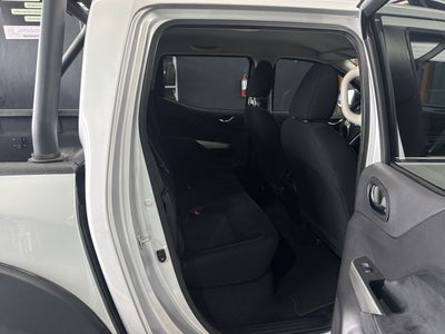 2020 Nissan FRONTIER LE TM AC