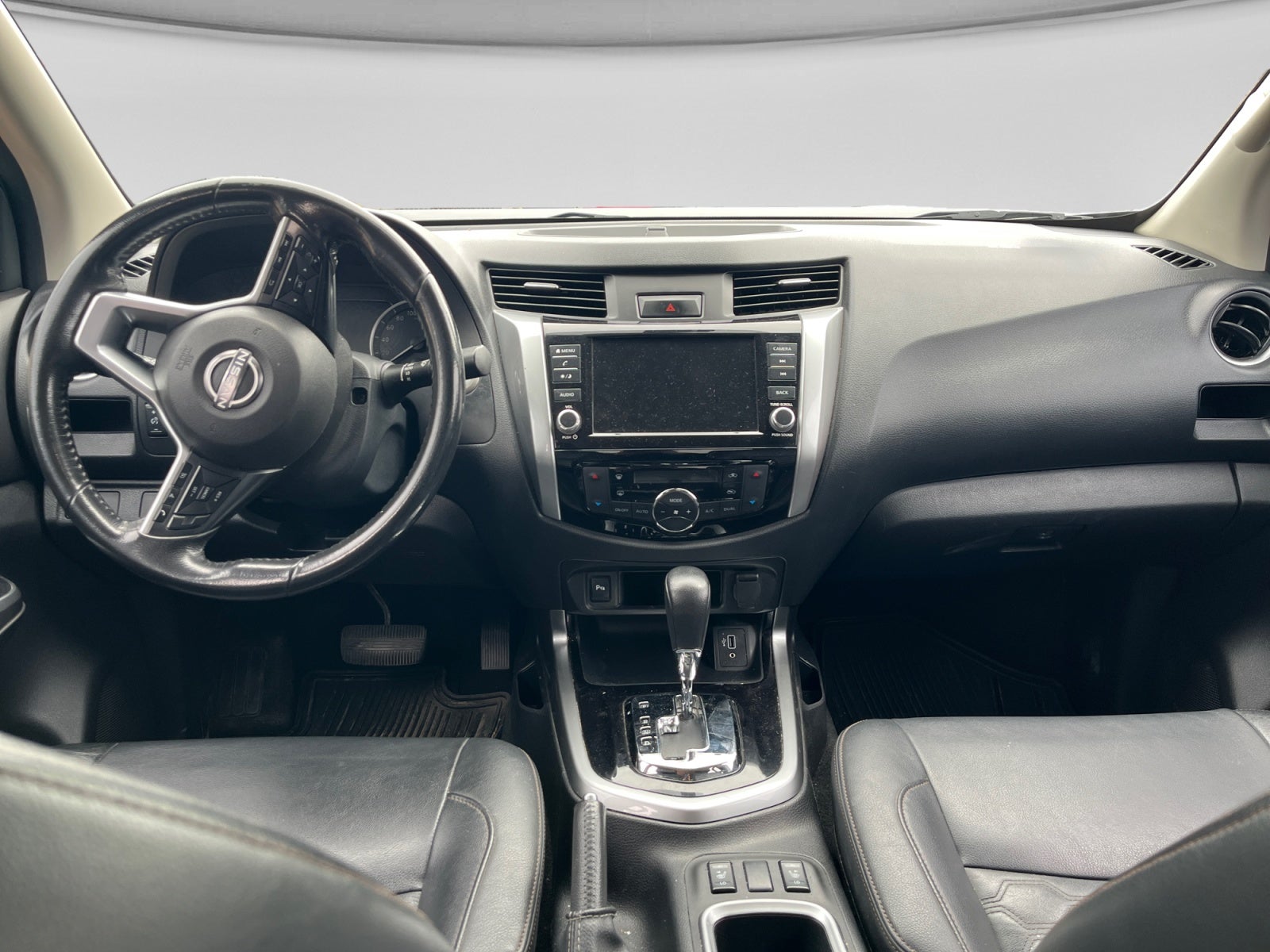 2023 Nissan FRONTIER PLATINUM LE TA 23