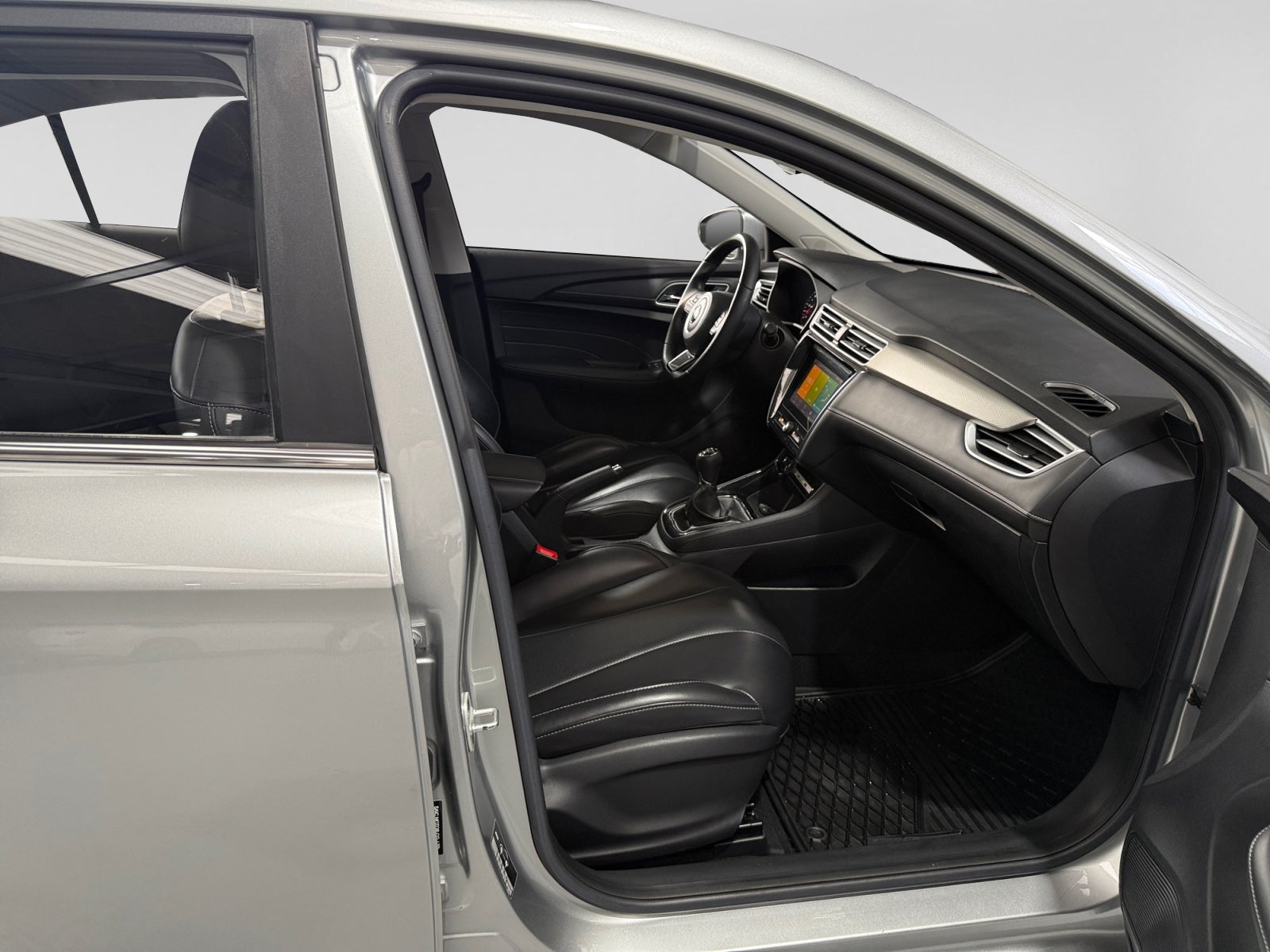 2022 MG MG5 1.5L COM EXCITE MT