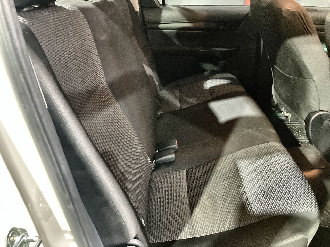 2021 Toyota HILUX D-CAB SR