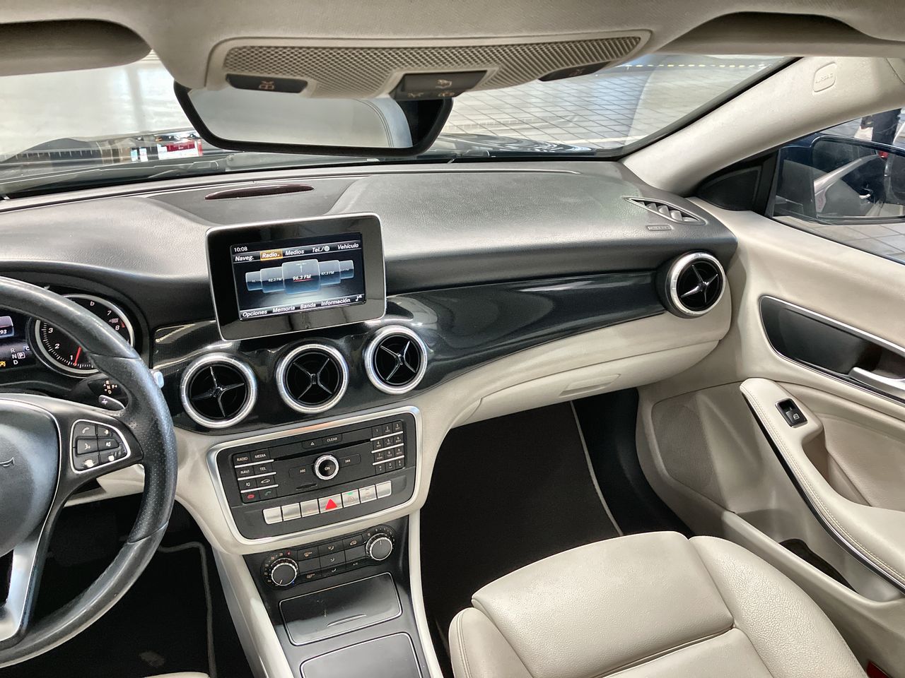 2019 Mercedes-Benz CLASE CLA CLA 200 SPORT