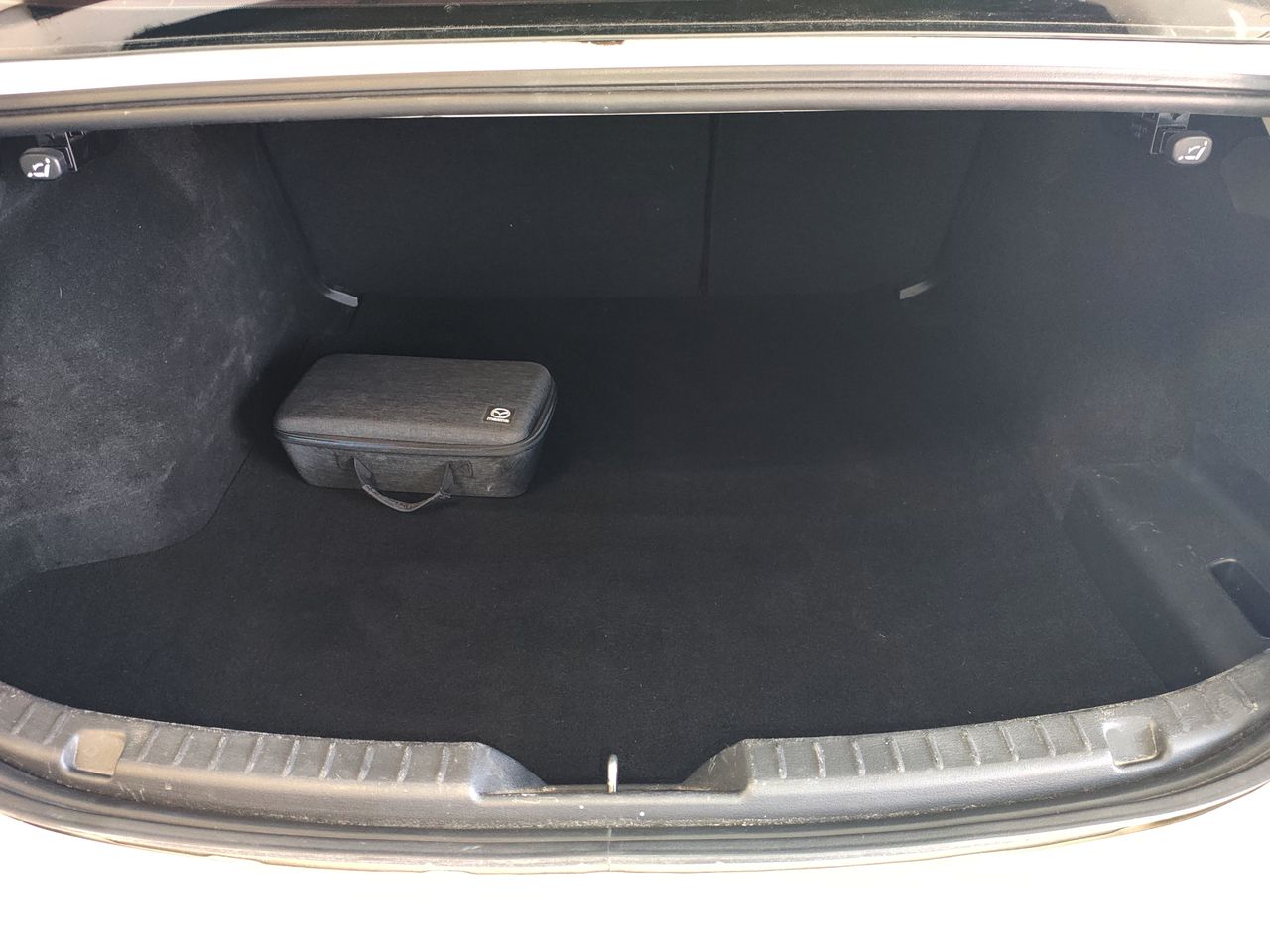 2023 Mazda MAZDA 3 I SPORT TA SEDAN