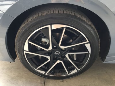 2025 Nissan SENTRA PLATINUM BITONO CVT 25