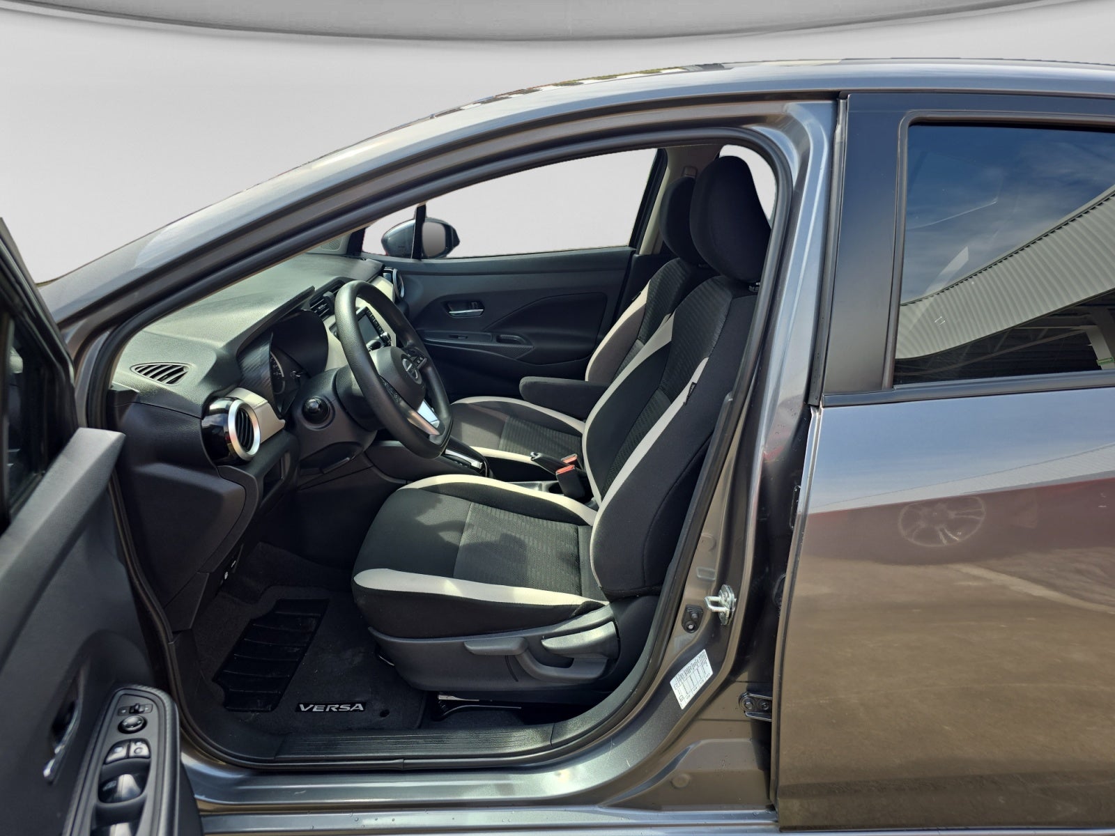 2021 Nissan VERSA VERSA ADVANCE CVT