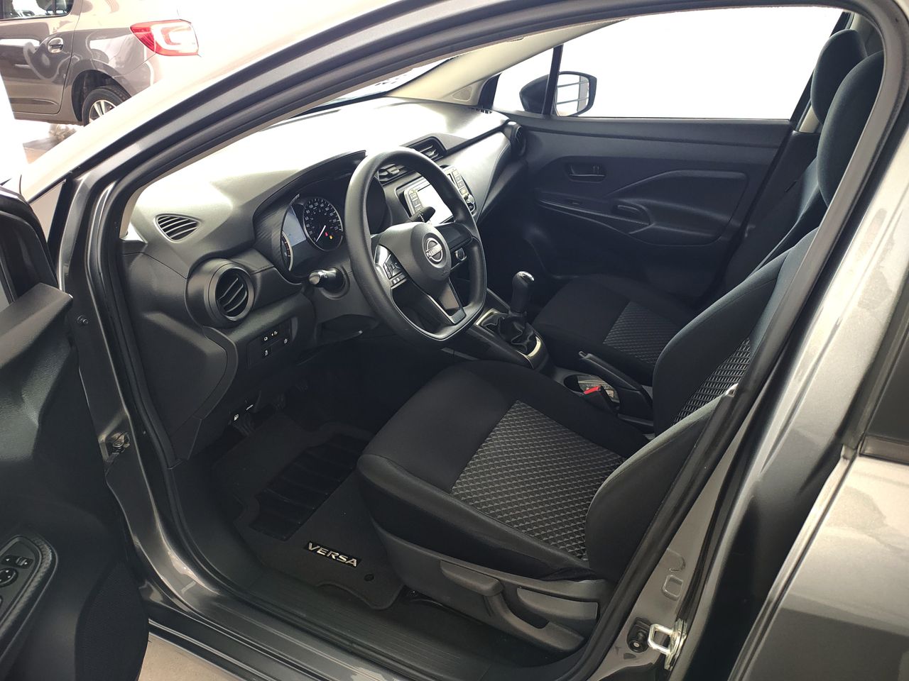 2024 Nissan VERSA SENSE MT 24
