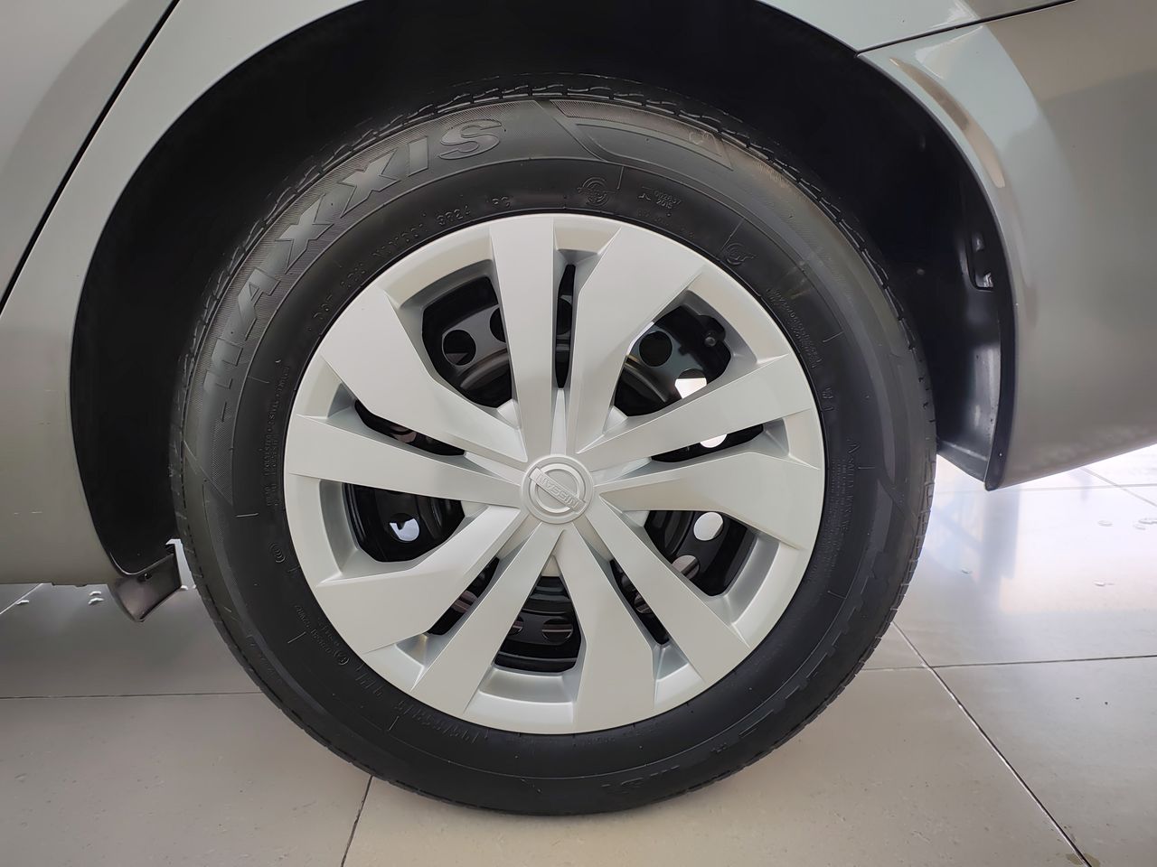 2024 Nissan VERSA SENSE MT 24