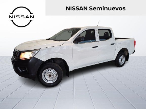 2020 Nissan NP300 DOBLE CABINA SE TM AC PAQ SEG 6VEL