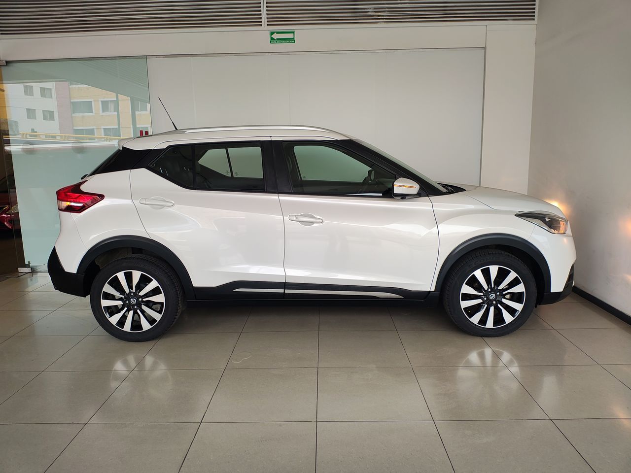 2020 Nissan KICKS EXCLUSIVE 1.6 LTS CVT A/C