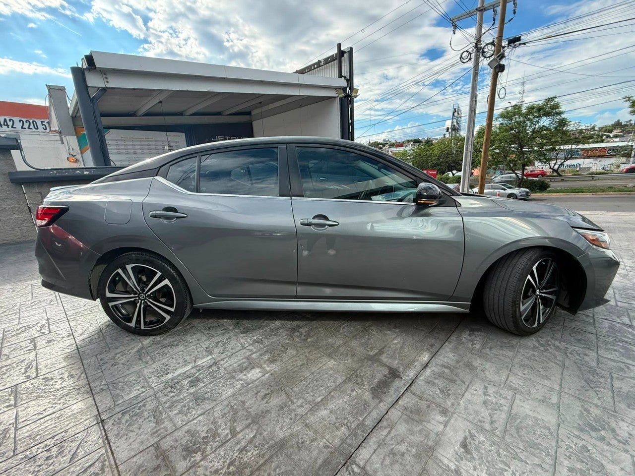 2023 Nissan SENTRA SENTRA SR BITONO CVT