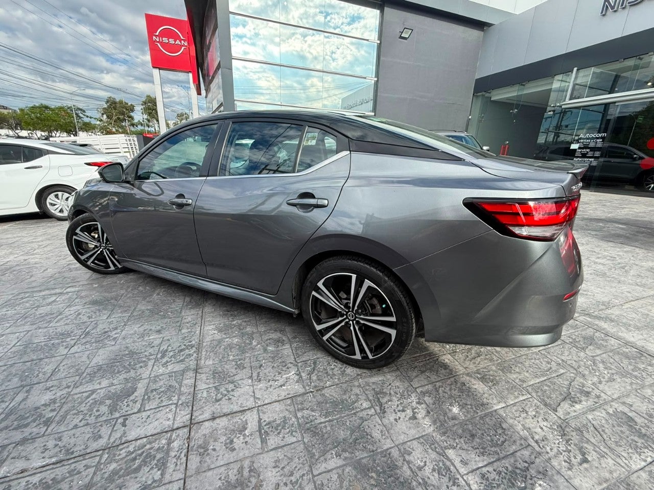 2023 Nissan SENTRA SENTRA SR BITONO CVT