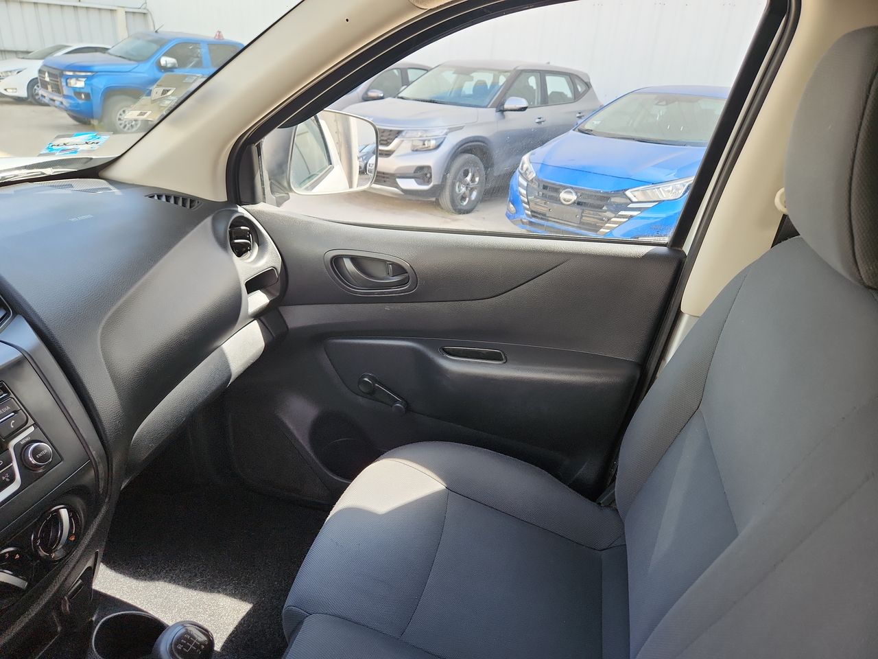 2023 Nissan NP300 CHASIS TM 23