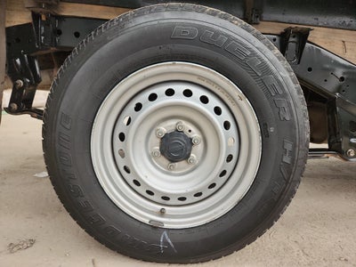 2023 Nissan NP300 CHASIS TM 23