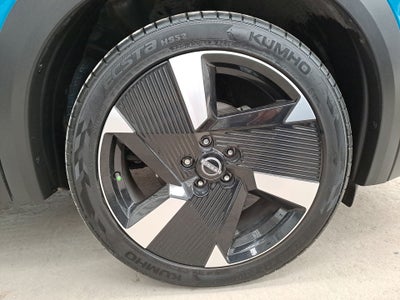 2025 Nissan KICKS PLATINUM CVT 25