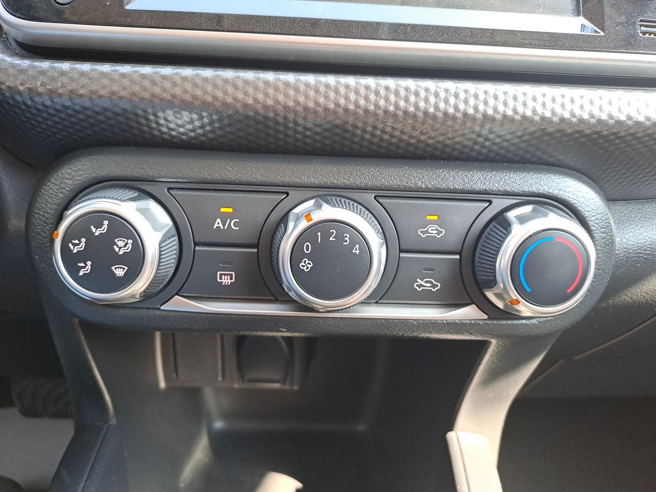 2020 Nissan KICKS ADVANCE 1.6 LTS CVT A/C