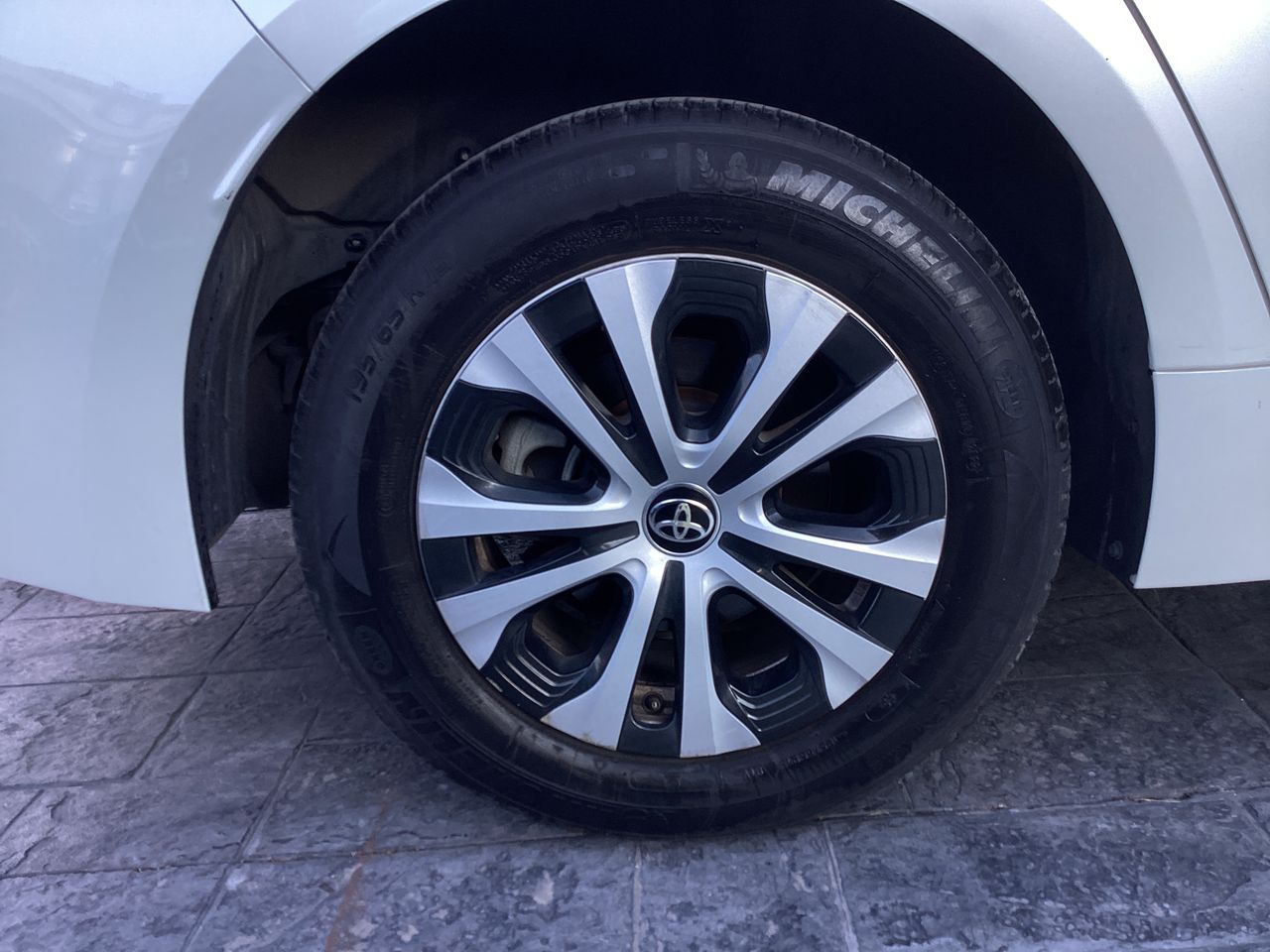 2020 Toyota COROLLA LE HV