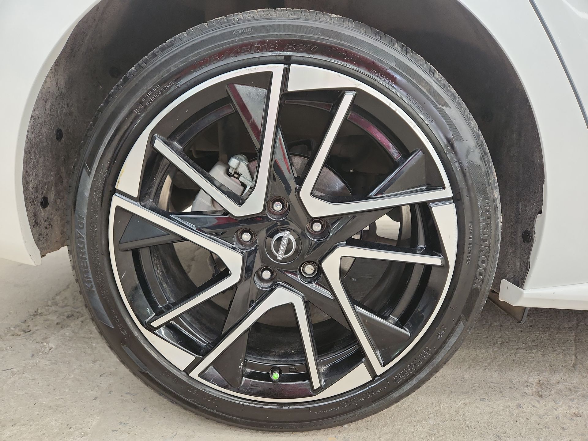 2024 Nissan SENTRA PLATINUM BITONO CVT 24