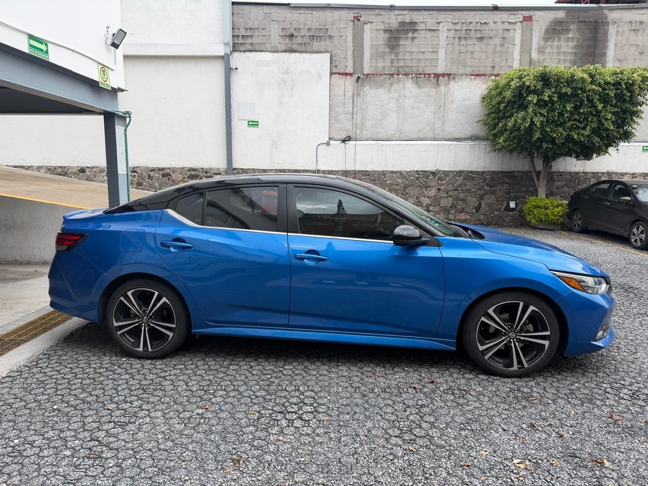 2023 Nissan SENTRA SENTRA SR PLATINUM BITONO CVT