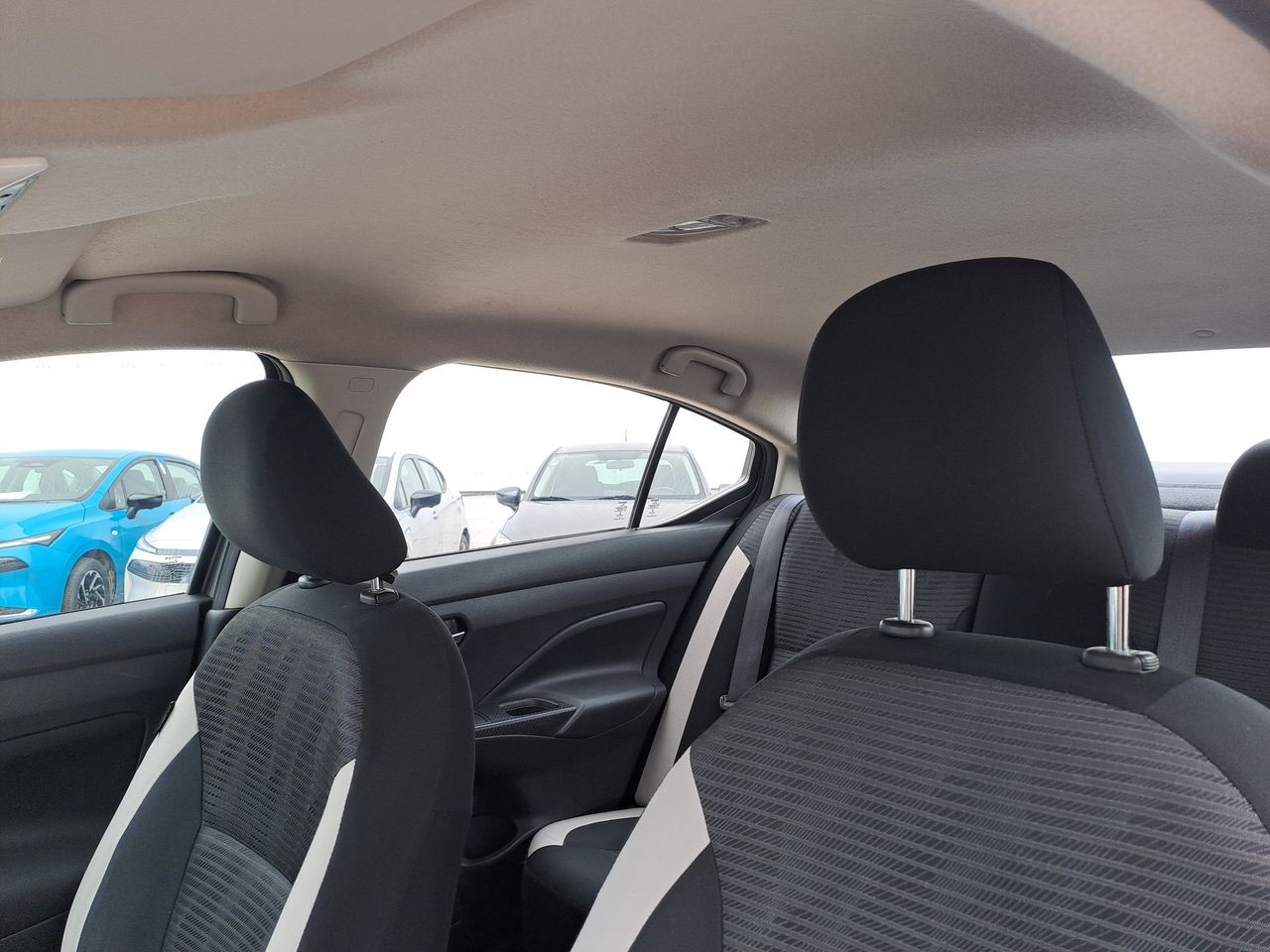2021 Nissan VERSA ADVANCE MT 21