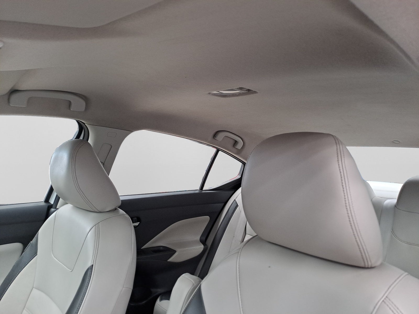 2021 Nissan VERSA EXCLUSIVE CVT 21