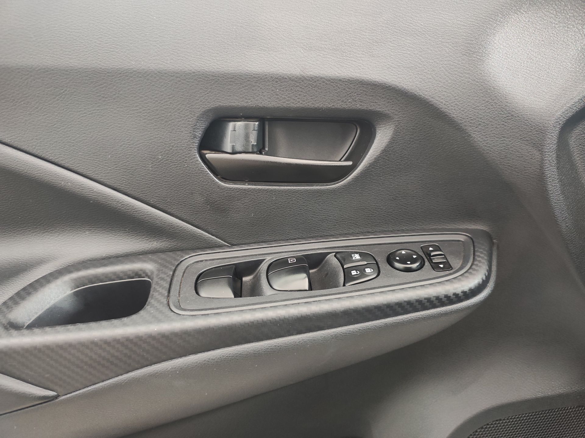 2024 Nissan VERSA SENSE CVT 24