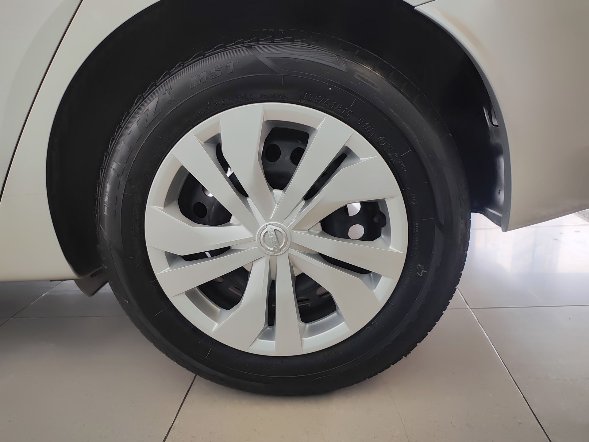 2024 Nissan VERSA SENSE CVT 24