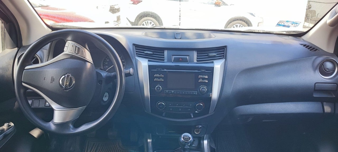 2020 Nissan FRONTIER LE TM AC