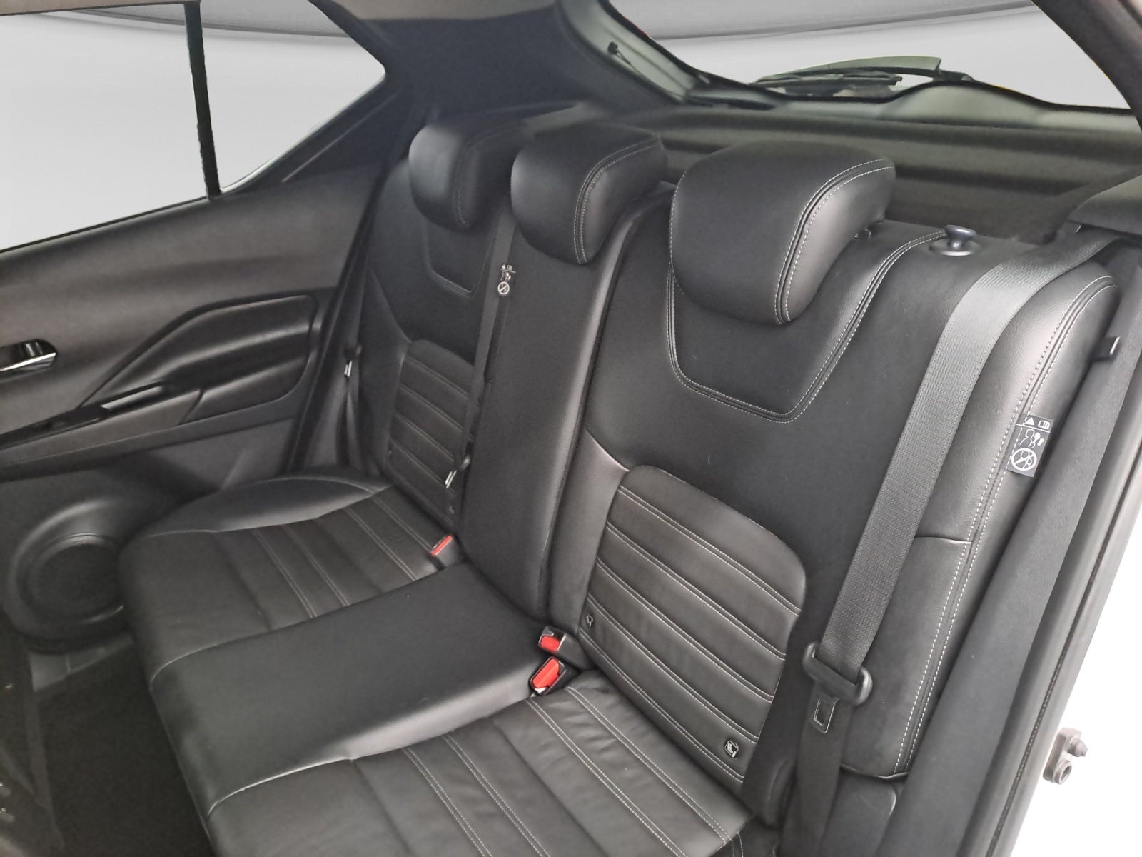 2022 Nissan KICKS KICKS EXCLUSIVE CVT NEGRO
