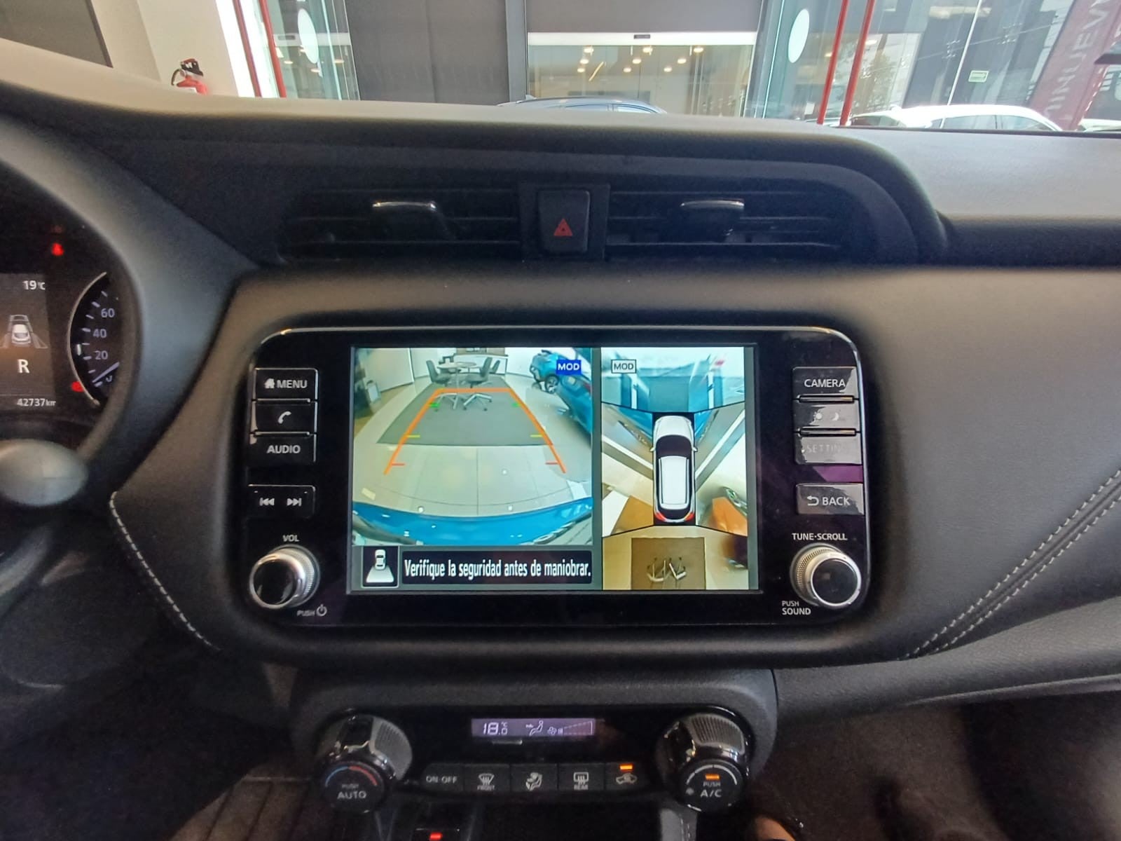 2023 Nissan KICKS PLATINUM 1.6 LTS CVT 23