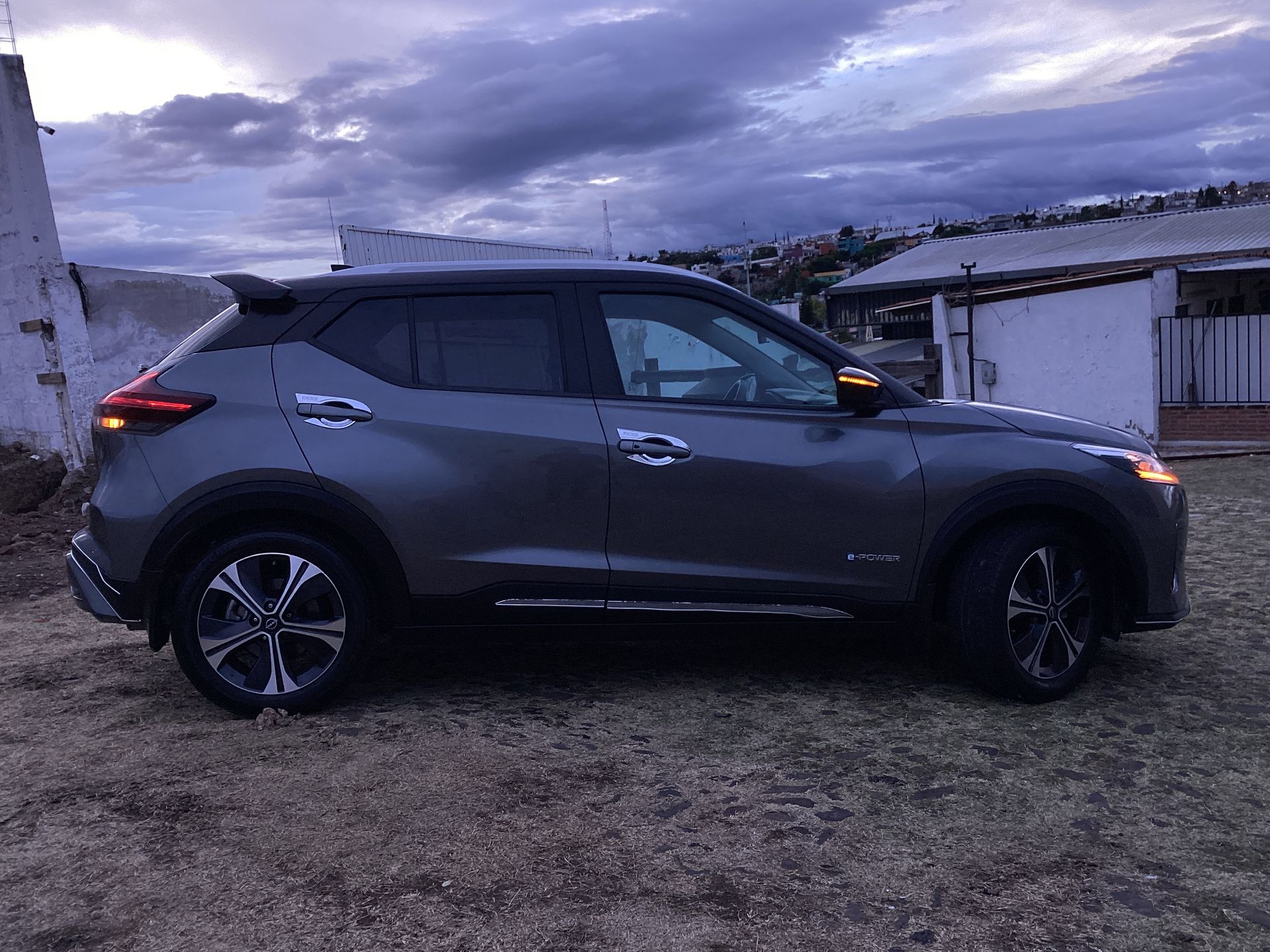 2024 Nissan KICKS PLATINUM E-POWER 24