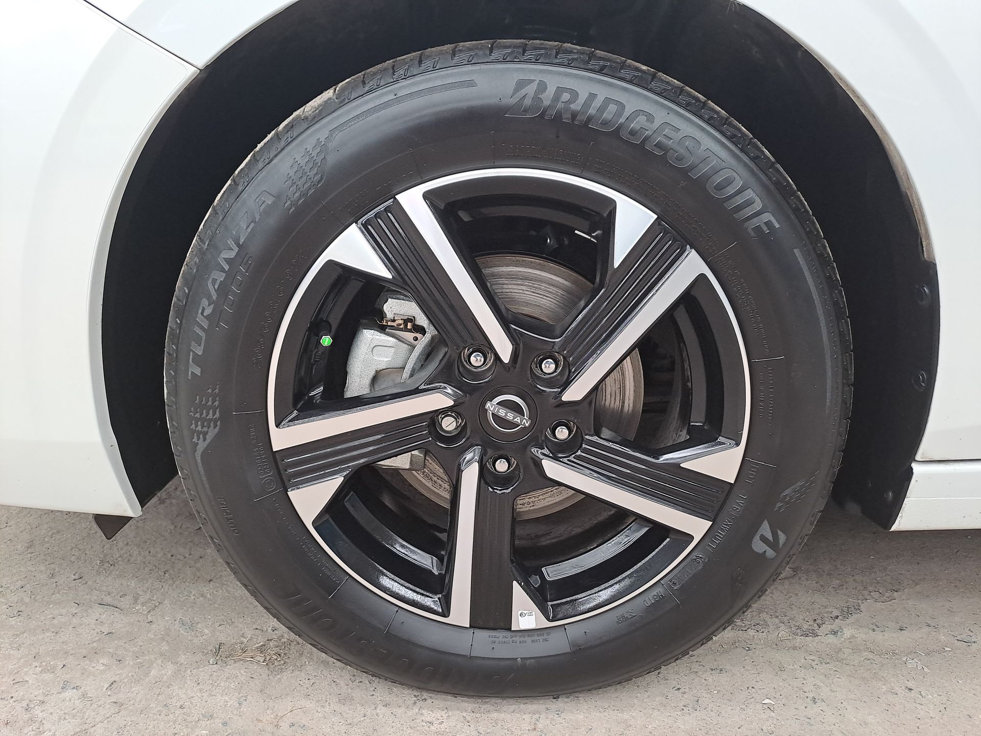 2024 Nissan SENTRA ADVANCE CVT 24