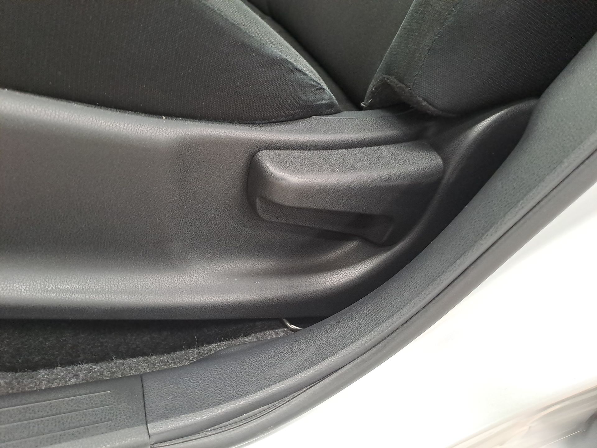 2024 Nissan V-DRIVE V-DRIVE TM A/C AUDIO 24