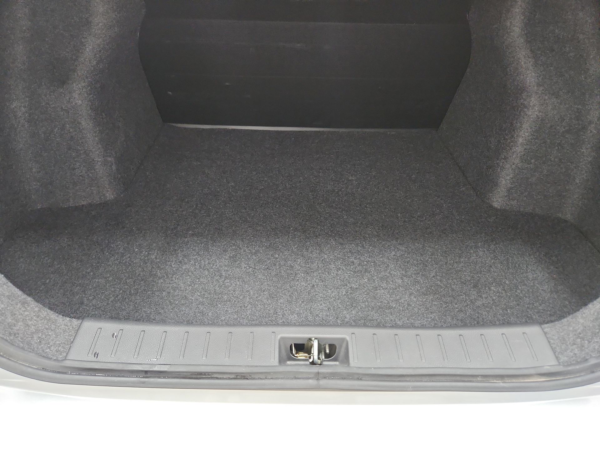 2025 Nissan VERSA SENSE MT 25