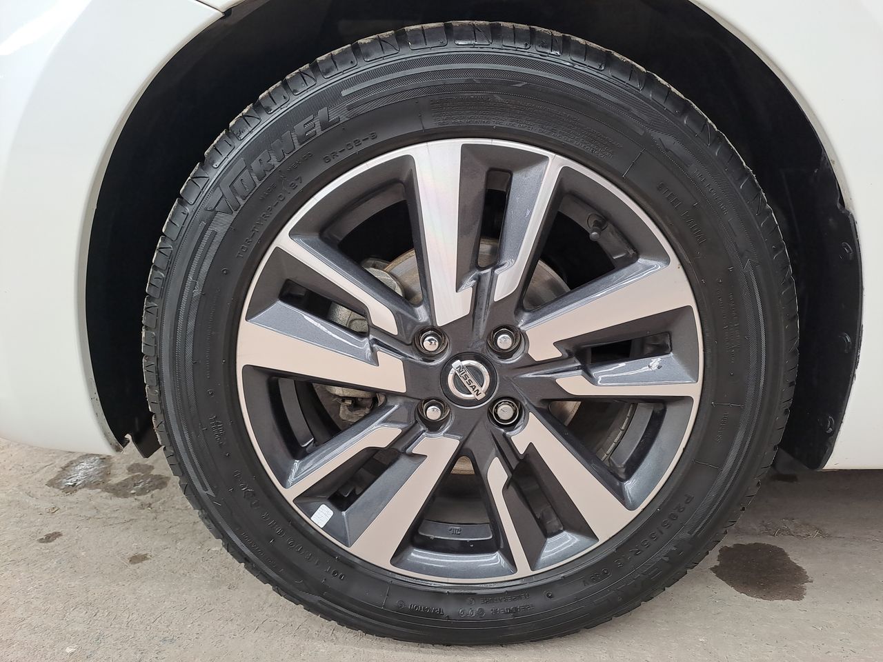 2022 Nissan VERSA ADVANCE CVT 22