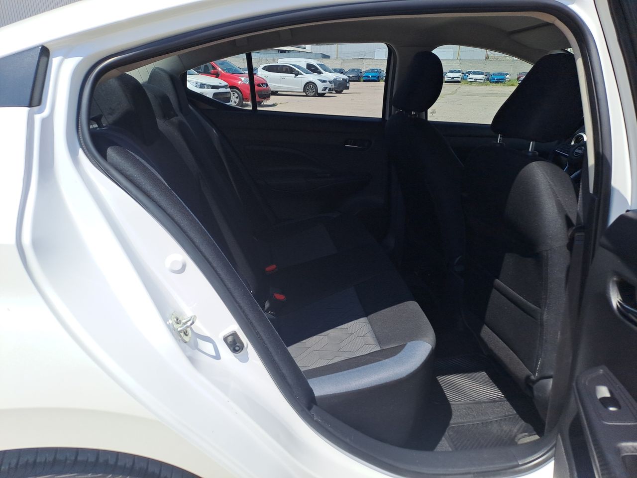 2023 Nissan VERSA ADVANCE MT 23