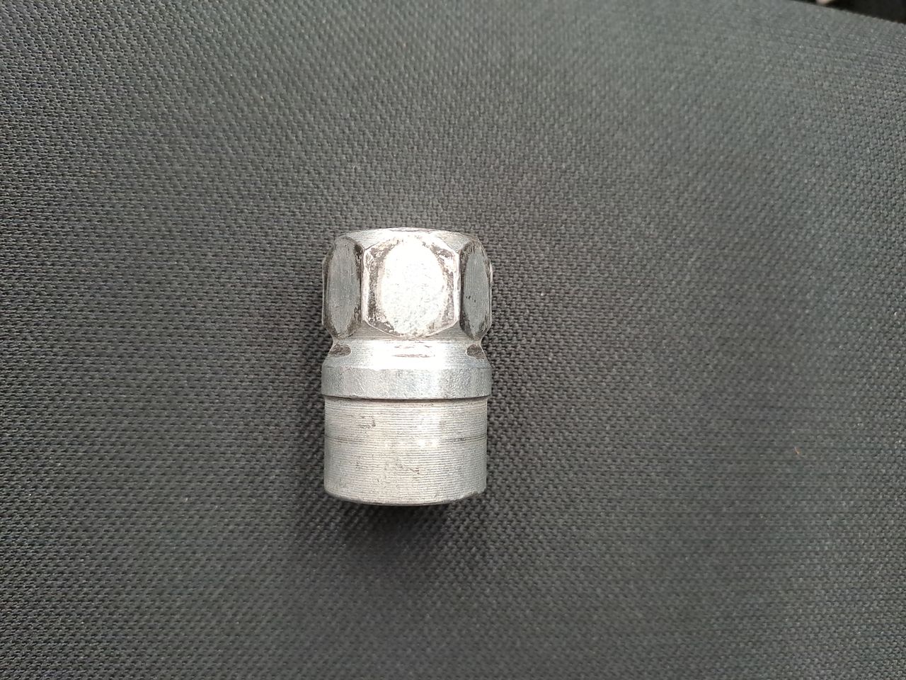 2020 Nissan VERSA ADVANCE CVT