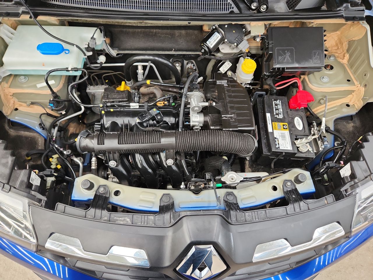 2024 RENAULT KWID BITONO