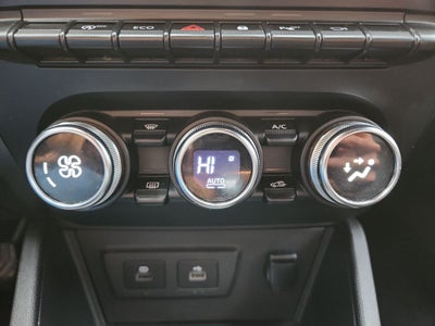 2022 RENAULT DUSTER ICONIC CVT