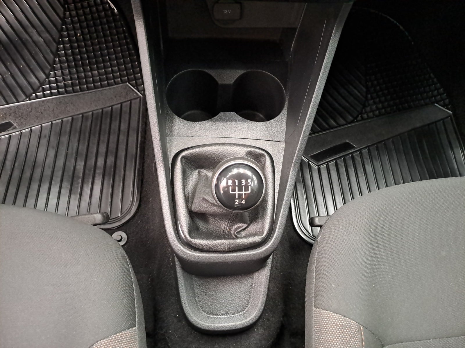 2024 Volkswagen SAVEIRO ROBUST CABINA SENCILLA