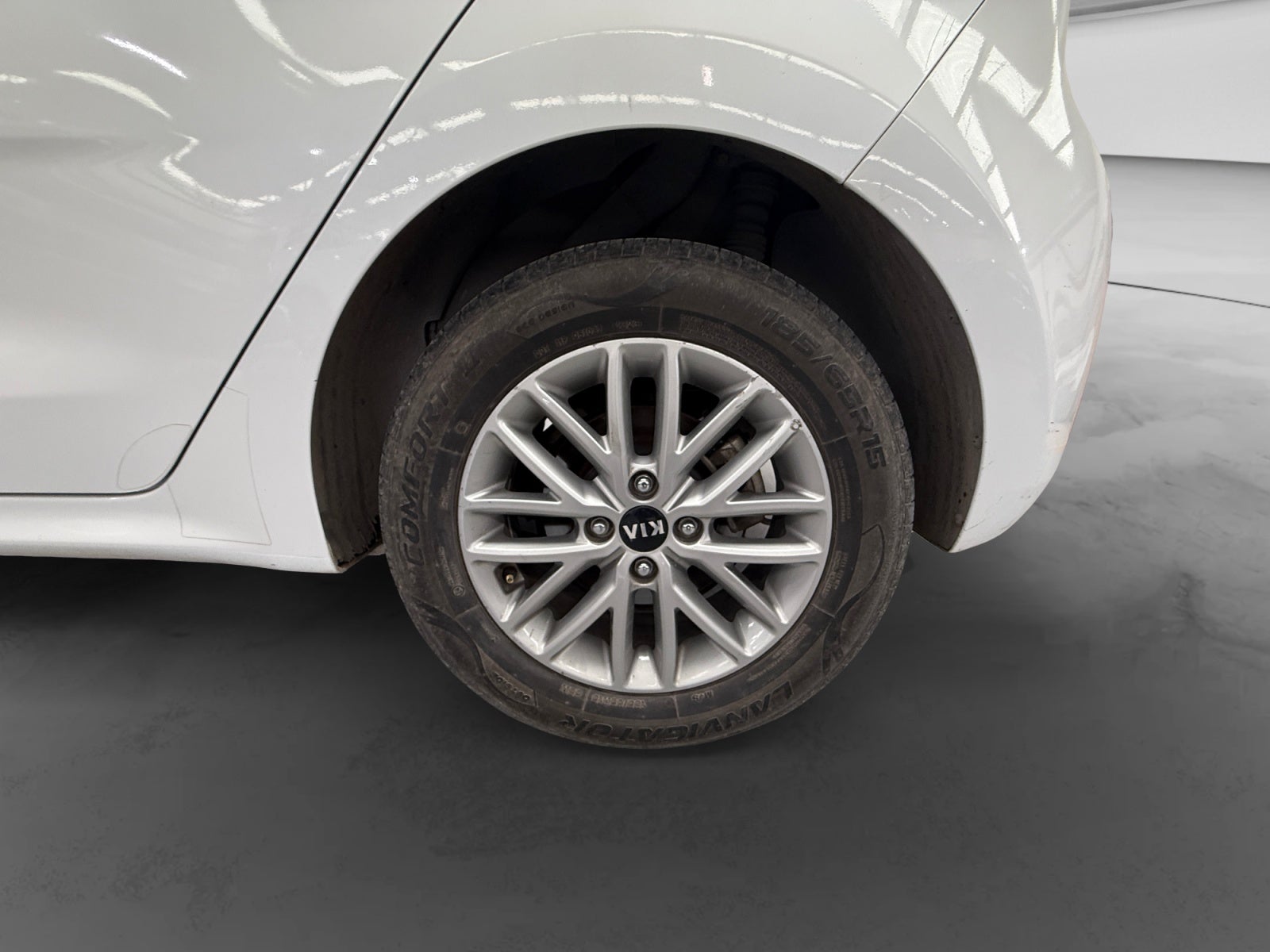 2018 Kia RIO LX 1.6 AT