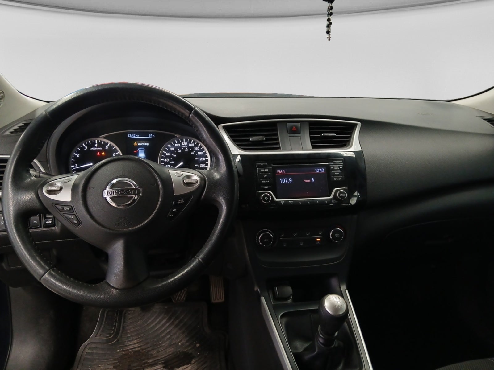 2018 Nissan SENTRA SENTRA ADVANCE MT