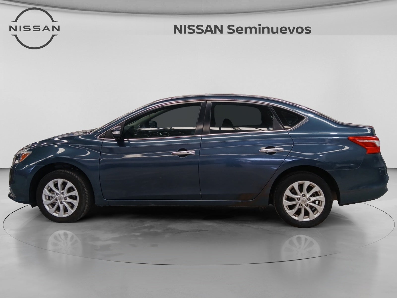 2018 Nissan SENTRA SENTRA ADVANCE MT
