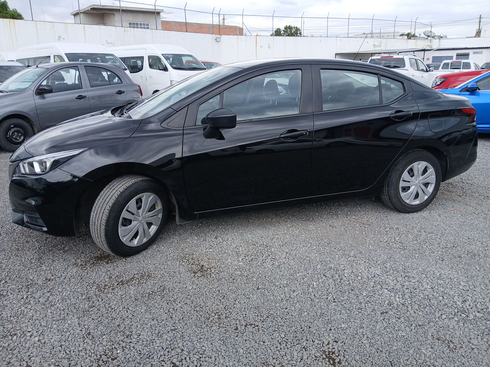 2022 Nissan VERSA SENSE MT 22