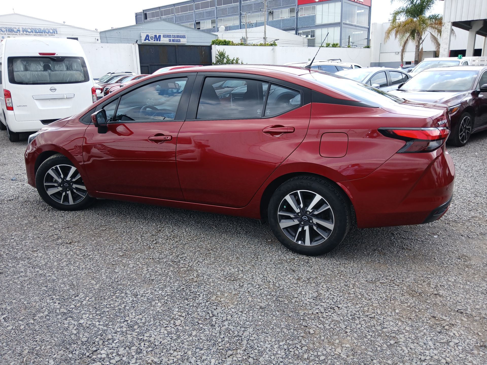 2023 Nissan VERSA ADVANCE CVT 23