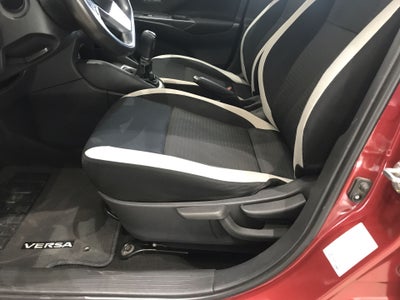 2022 Nissan VERSA ADVANCE MT 22