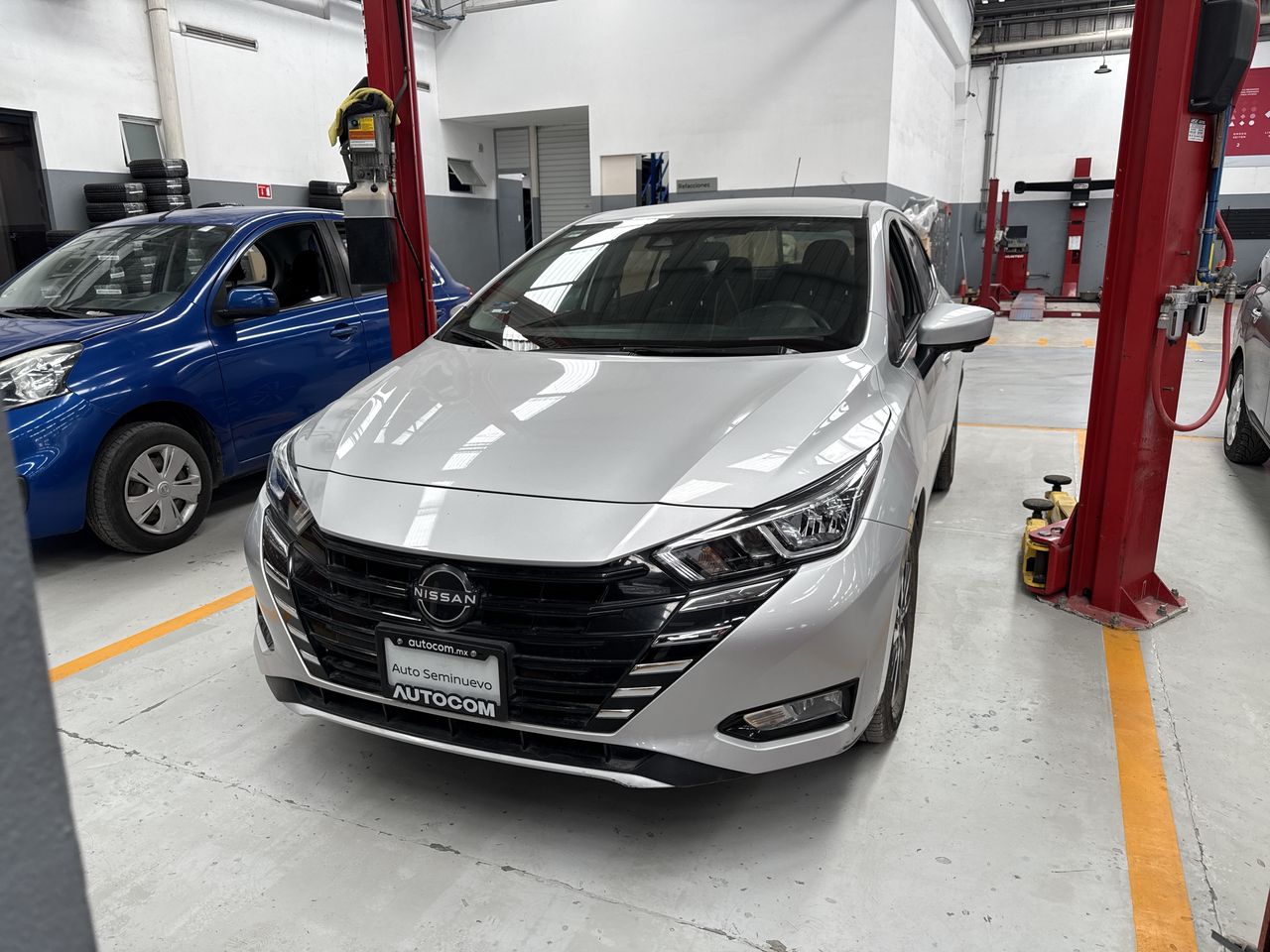 2023 Nissan VERSA ADVANCE MT 23
