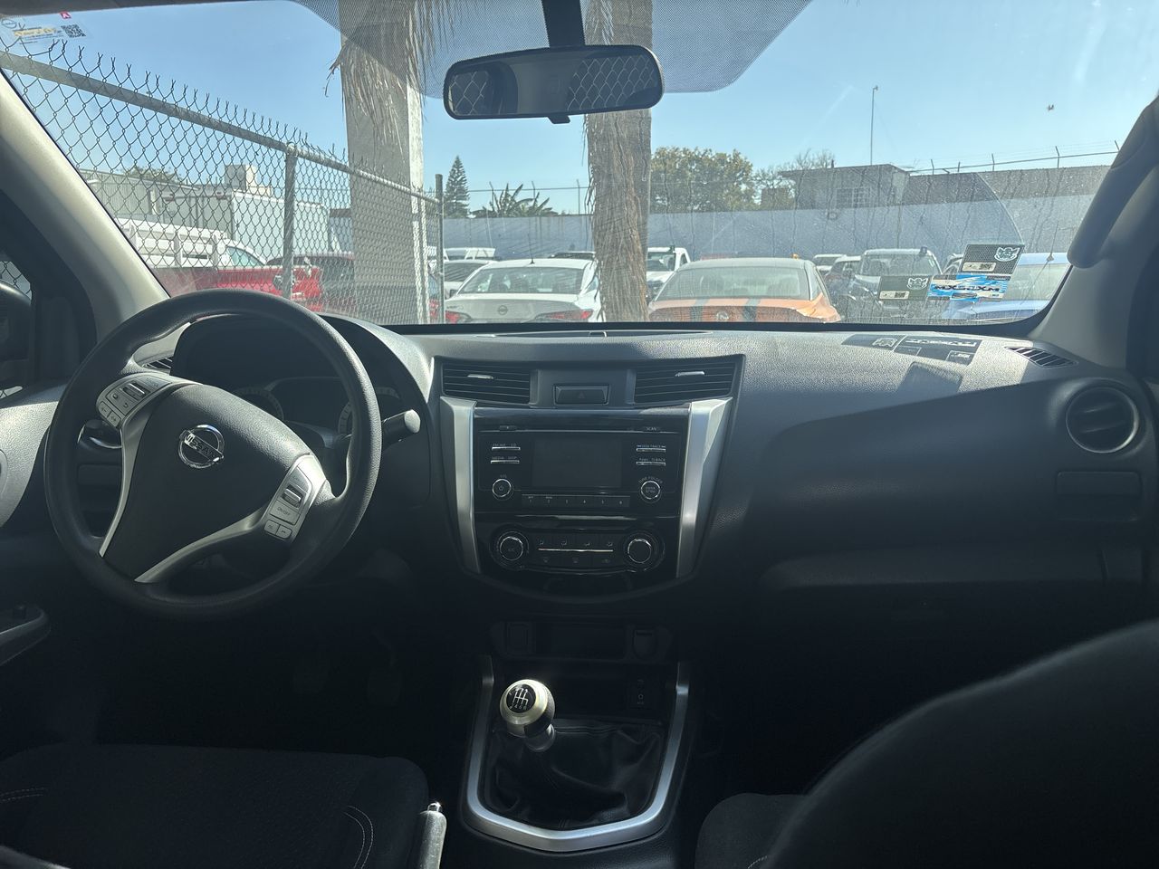 2018 Nissan NP300 FRONTIER LE TM AC