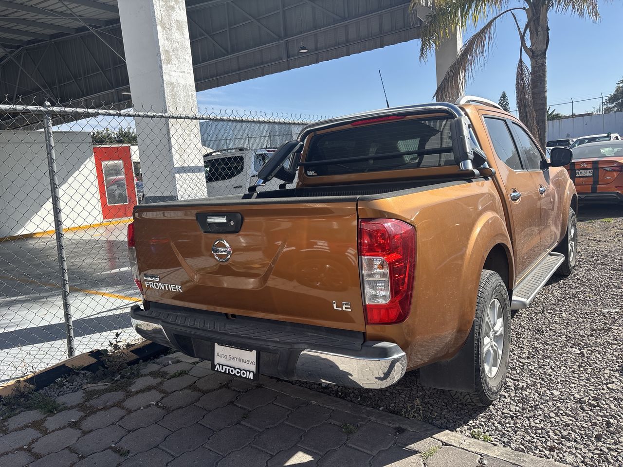 2018 Nissan NP300 FRONTIER LE TM AC