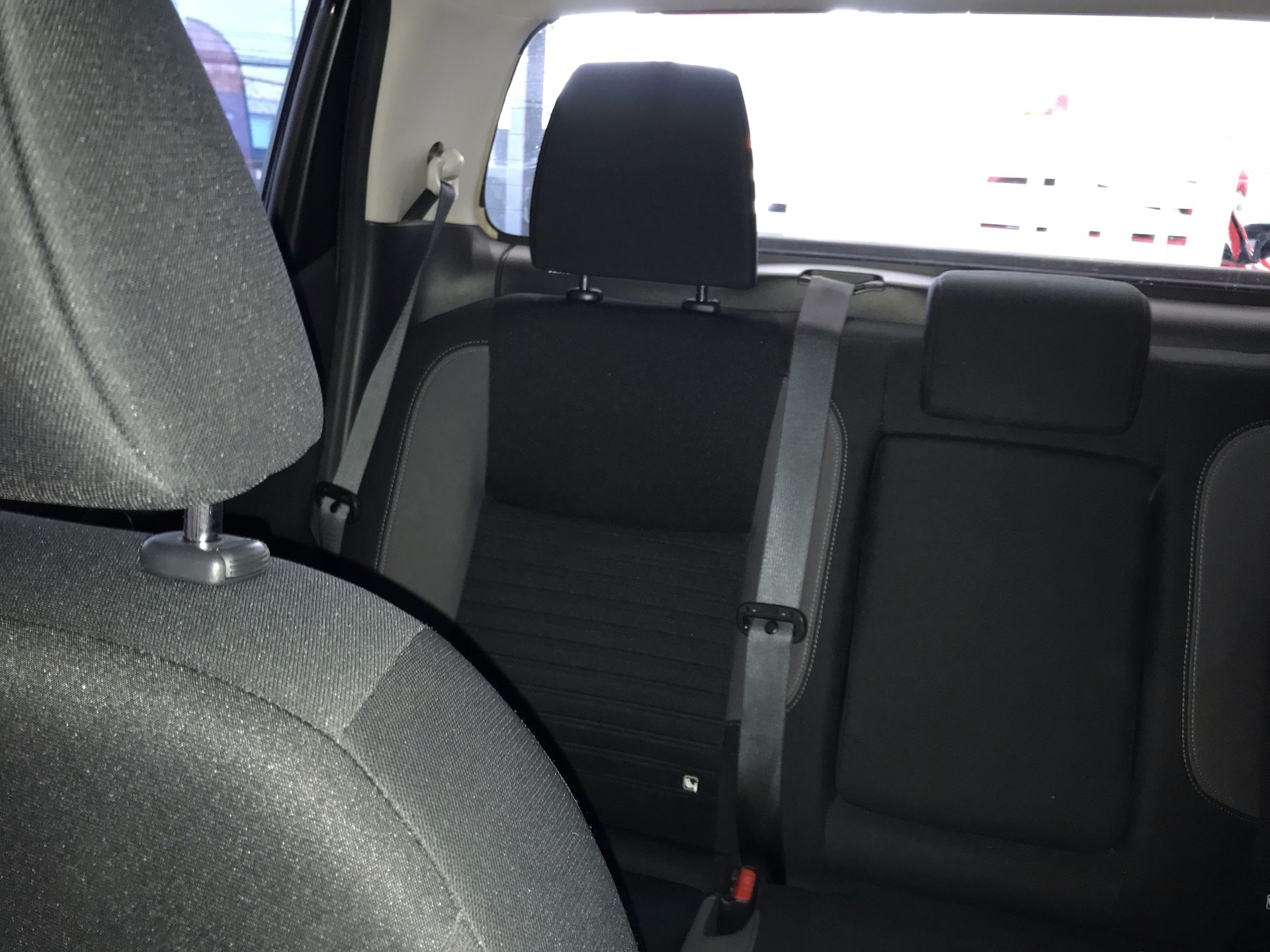 2021 Nissan FRONTIER LE TA 21